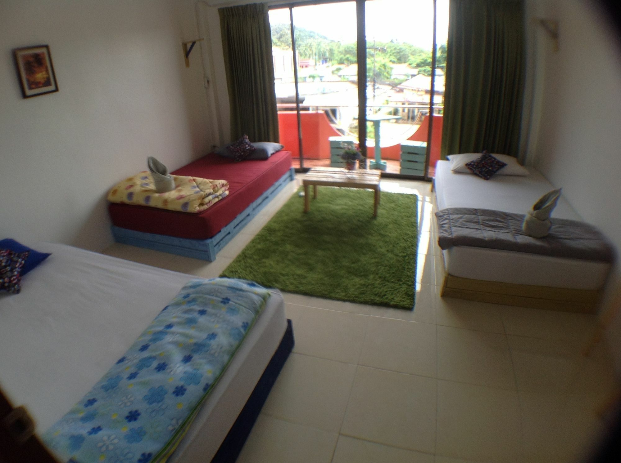 קראבי Green Leaf Guesthouse מראה חיצוני תמונה